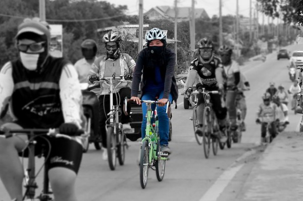 自転車ヘルメットイメージ